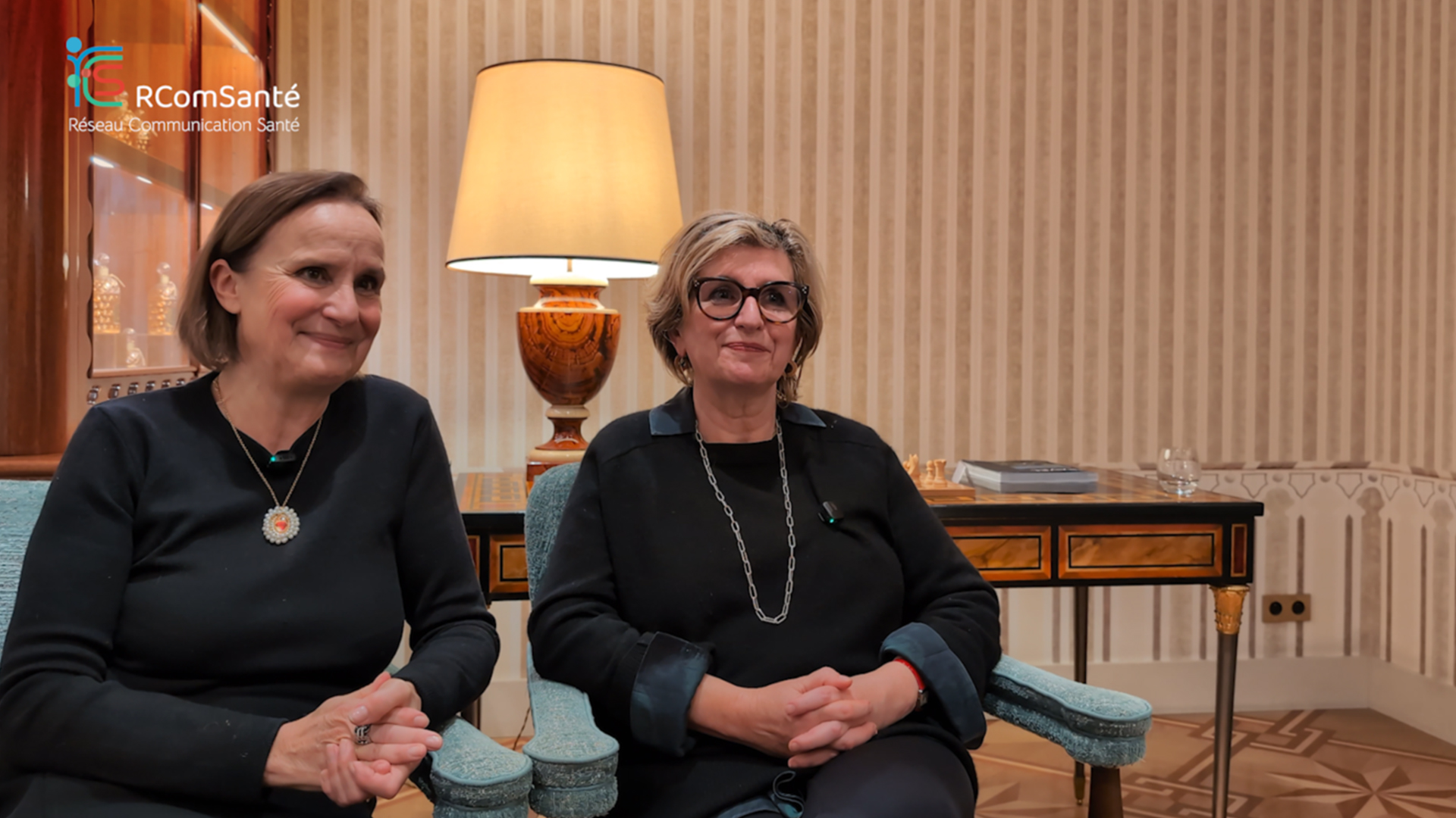 Valérie Perruchot-Garcia Autrice de l'ouvrage "Dynamiser sa communication interne" - Dunod Myriam Lévy Ancienne journaliste. Conseillère en communication spécialisée en transformation d'entreprises et image de dirigeants - Cabinet TADDEO